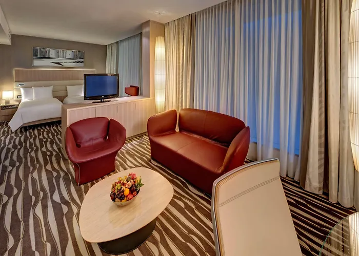 Hilton Frankfurt Airport Hotel 4*