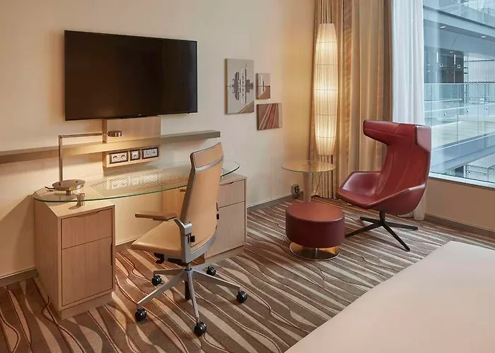 Hilton Frankfurt Airport 4*