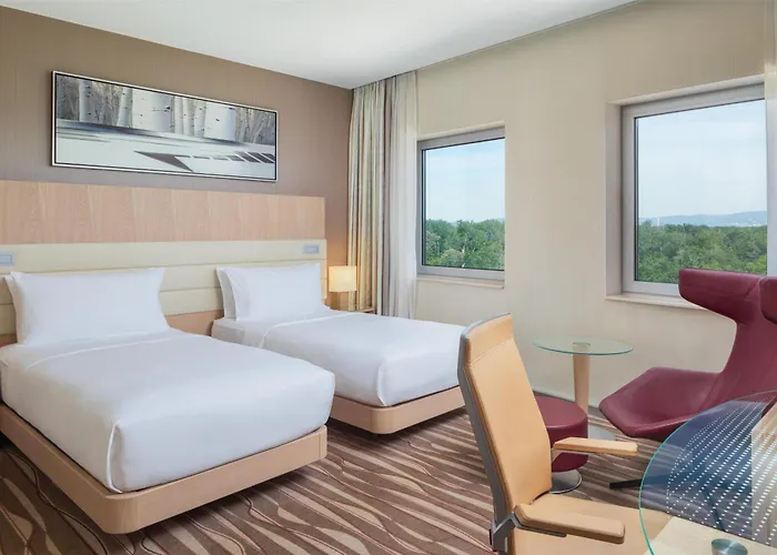 Hilton Frankfurt Airport Hotel 4*