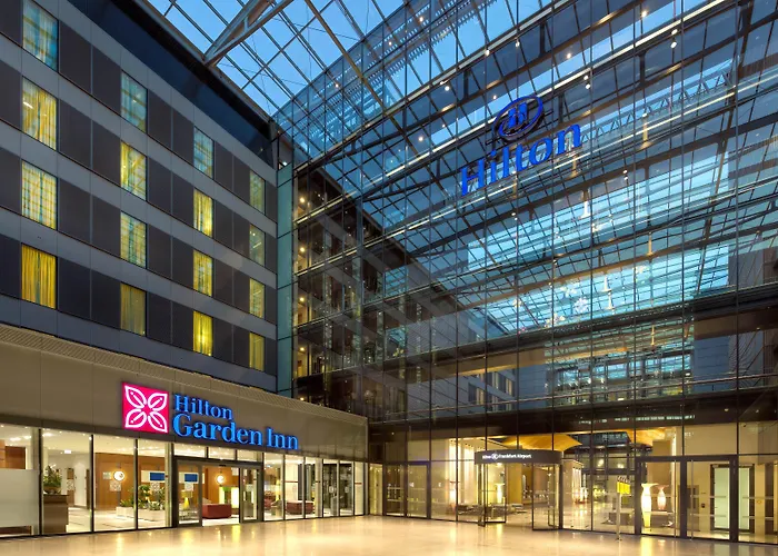 Отель Hilton Frankfurt Airport 4*