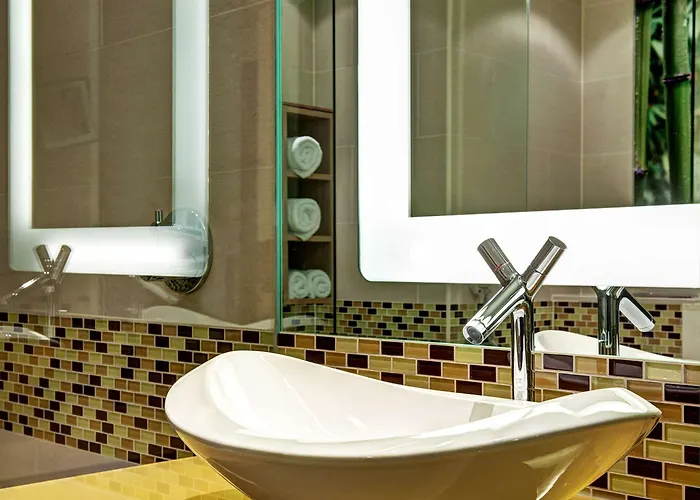 Hilton Frankfurt Airport 4* Франкфурт-на-Майне